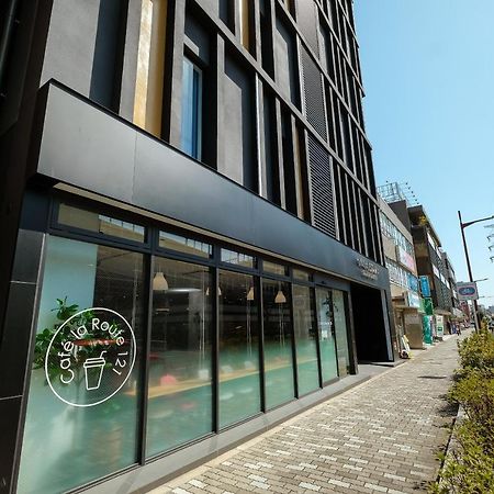 Ele Hotel Kuzuha Хираката Экстерьер фото